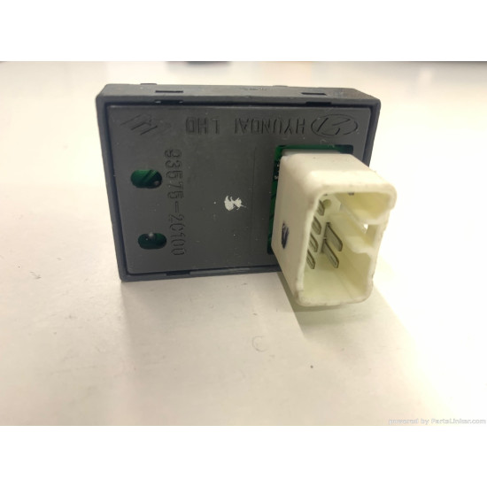 Butoane geamuri electrice HYUNDAI COUPE (GK) [ 2001 - 2012 ] OEM 935752C100