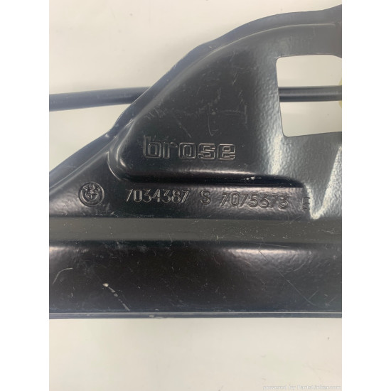 Macara geam electric cu motoras stanga fata BMW 5 (E60) [ 2001 - 2010 ] OEM 7034387
