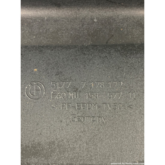 Ornament prag dreapta BMW 5 V Touring (E60-E61) OEM 7178122