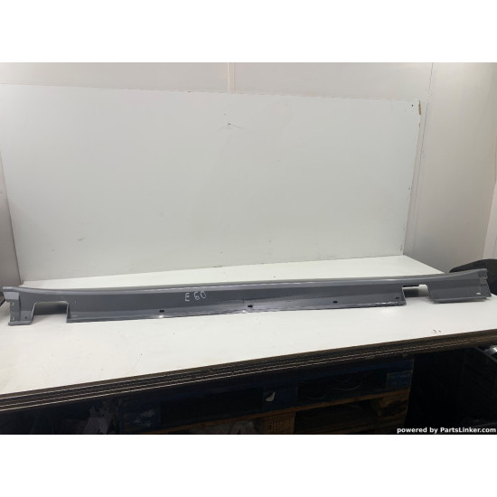Protectie praguri laterale BMW 5 (E60) [ 2001 - 2010 ] OEM 7178122