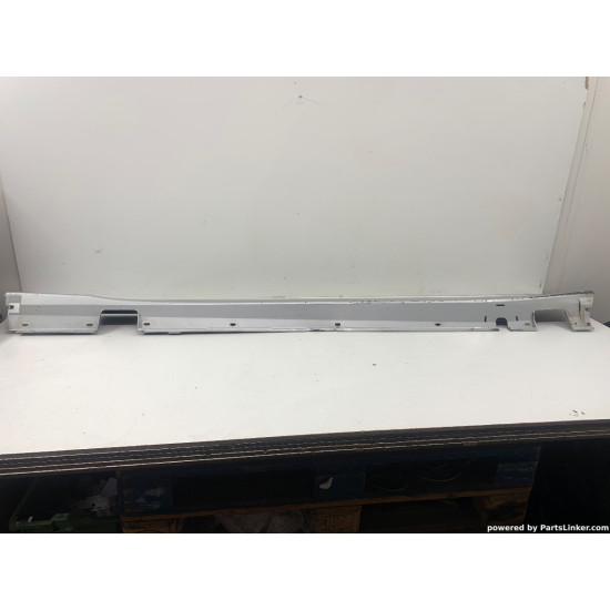 Prag lateral stanga BMW 5 (E60) [ 2001 - 2010 ] OEM 5171703375918
