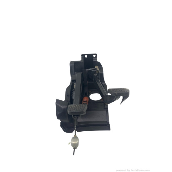 Pedalier MERCEDES-BENZ C-CLASS II (W203)  [ 2000 - 2007 ] OEM a2032900419