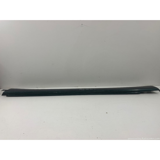 Prag lateral dreapta MERCEDES-BENZ M-CLASS (W163) [ 1998 - 2005 ] OEM 1636900240