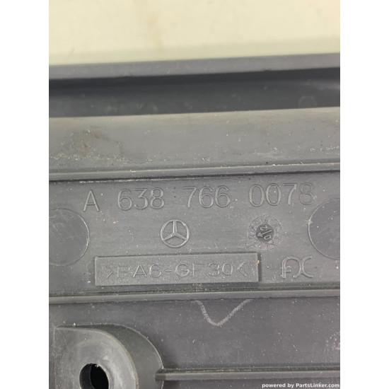 Maner interior usa lateral dreapta MERCEDES-BENZ VITO Bus (638) [ 1996 - 2003 ] OEM 6387660078