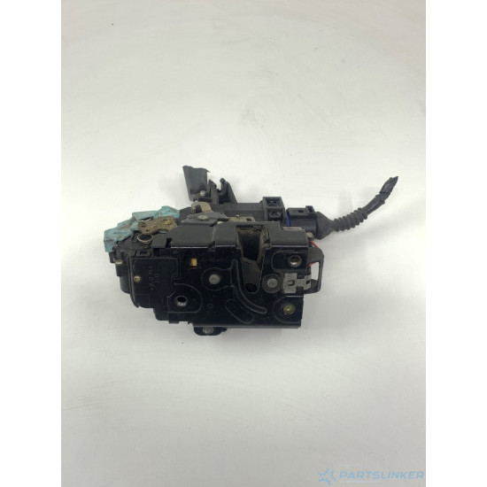 Broasca usa stanga fata VOLKSWAGEN TOUAREG (7L) [ 2002 - 2013 ] OEM 3D1837015