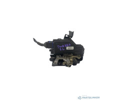 Broasca usa stanga fata VOLKSWAGEN TOUAREG (7L) [ 2002 - 2013 ] OEM 3D1837015