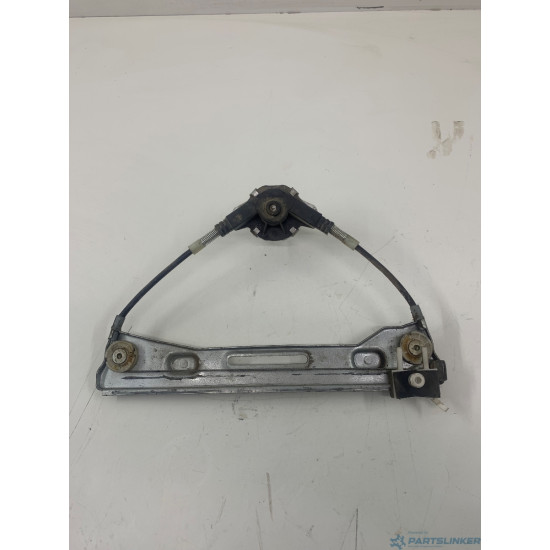Macara geam dreapta spate FIAT PANDA (169_) [ 2003 - > ] 1.2 (188 A4.000) 44KW|60HP OEM 6803653