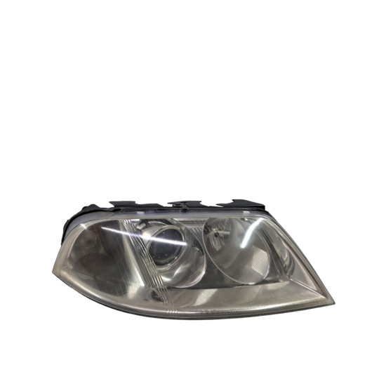 dreapta fata VOLKSWAGEN PASSAT Variant 3C5 2005 - 2011, Break HELLA 1604498406