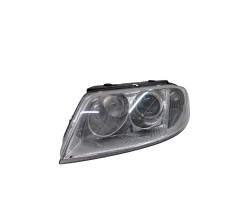 Far stanga fata VOLKSWAGEN PASSAT 3B3 2000 - 2005 HELLA 1604498406