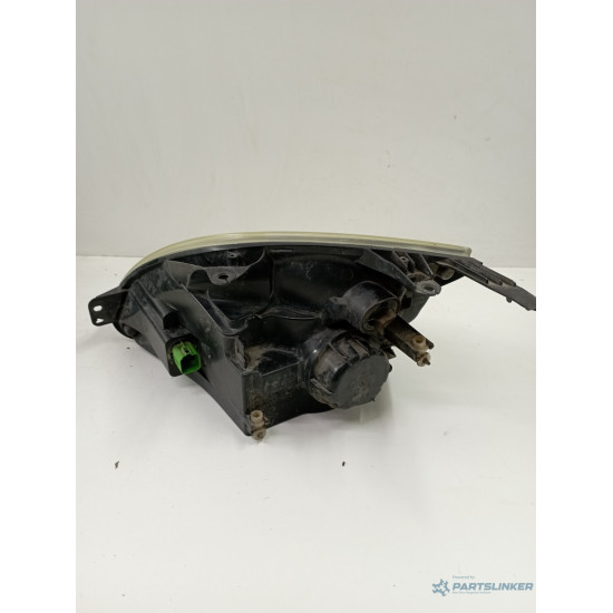 Far dreapta fata FORD FIESTA V JH_, JD_ 2001 - 2010, Hatchback FORD 2746387