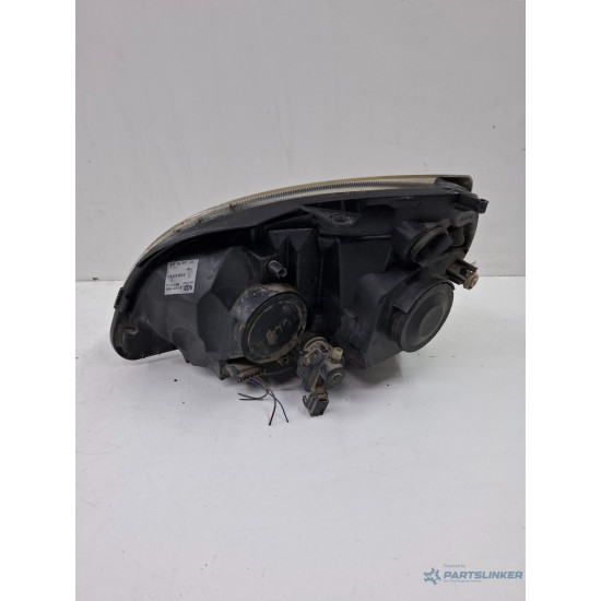 Far dreapta fata RENAULT CLIO II BB0/1/2_, CB0/1/2_ 1998 - >, Hatchback, RENAULT Symbol I [ 1998 - 2008 ], Sedan Mako 8200509821