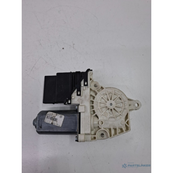 Motoras geam pivotant VOLKSWAGEN PASSAT Variant 3B6 2000 - 2005 BOSCH 997755102