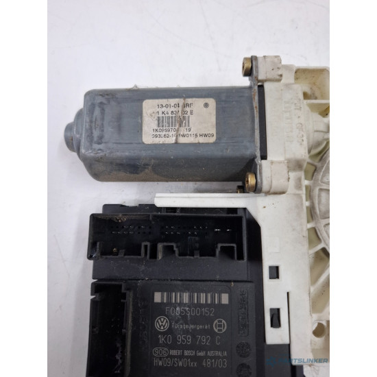 Motoras geam pivotant dreapta fata VOLKSWAGEN GOLF V 1K1 2003 - 2009 1K0959792C