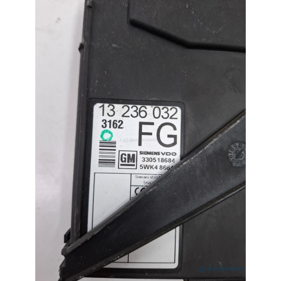 Modul de confort OPEL MERIVA X03 2003 - 2010 13236032