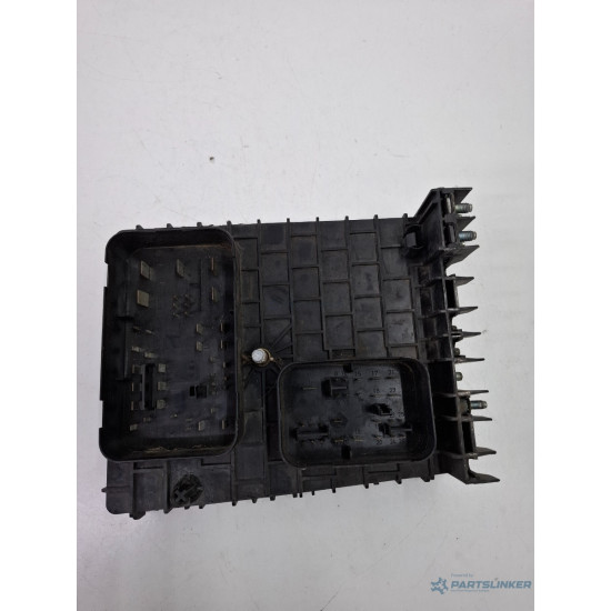 Panou sigurante AUDI A3 II 8P1 2003 - 2013 01394932