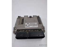 ECU modul/unitate de control motor VOLKSWAGEN JETTA III 1K2 2004 - 2010 BOSCH 03G906021PM