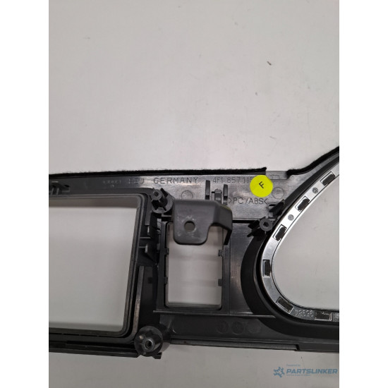 Ornament panou de bord AUDI A6 III Avant 4F5, C6 2005 - 2011 4F1857115
