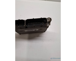 ECU modul/unitate de control motor VOLKSWAGEN POLO 9N_ 2001 - 2012 03D906033F