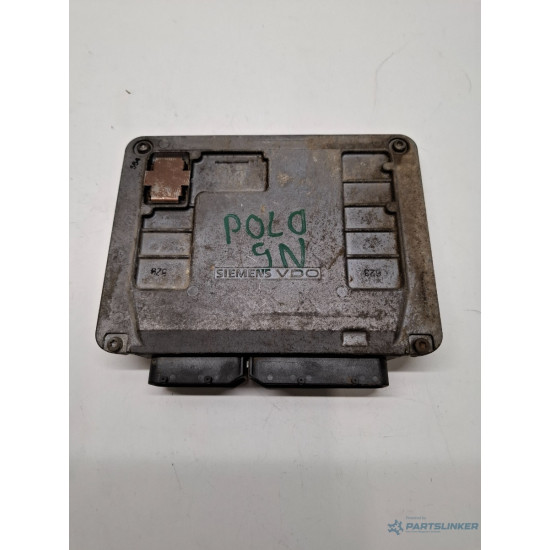 ECU modul/unitate de control motor VOLKSWAGEN POLO 9N_ 2001 - 2012 03D906033F