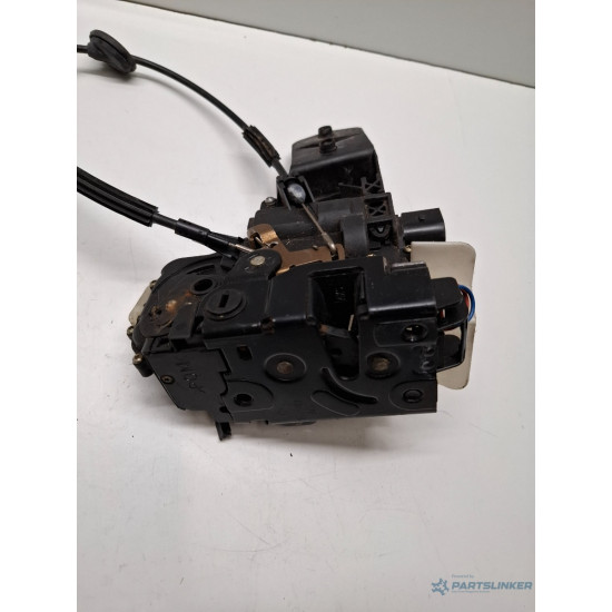 Broasca usa stanga fata VOLKSWAGEN POLO 9N_ 2001 - 2012 117666104