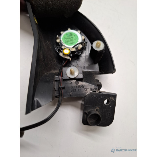 Cadru difuzor bord centrala dreapta fata VOLKSWAGEN GOLF V 1K1 2003 - 2009 1K0837994B