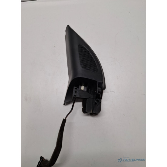 Cadru difuzor bord centrala VOLKSWAGEN GOLF V 1K1 2003 - 2009 1k0837993b