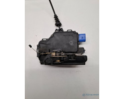 Broasca usa dreapta spate VOLKSWAGEN JETTA III 1K2 2004 - 2010 7l0839016