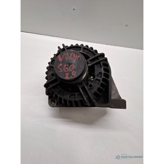 Alternator VOLVO XC90 II 256 2014 - >  8676498