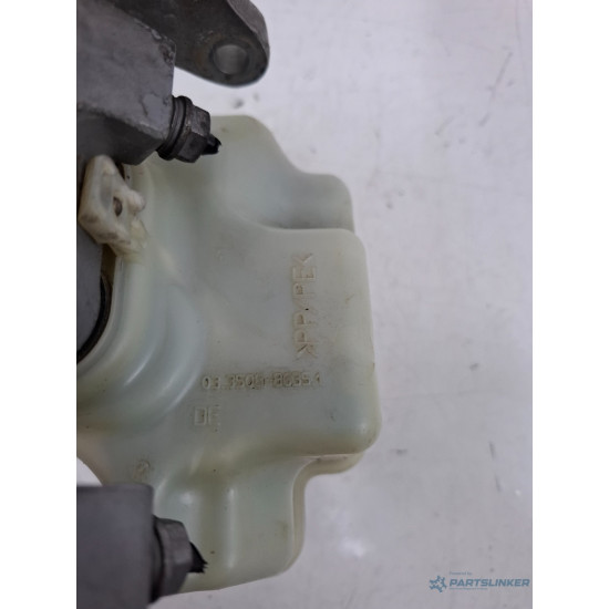 Pompa de frana VOLKSWAGEN GOLF V 1K1 2003 - 2009 03350886351