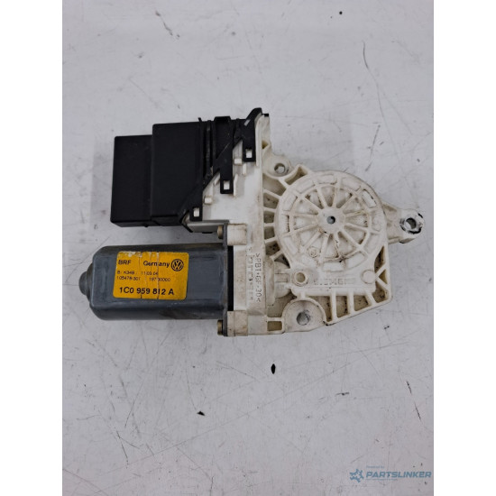 Motoras geam pivotant VOLKSWAGEN GOLF IV 1J1 1997 - 2007 105407-301