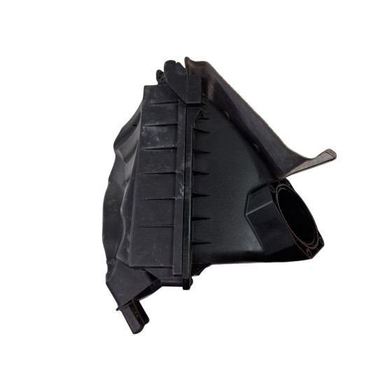 Carcasa filtru de aer AUDI A4 II 8E2, B6 2000 - 2005 2.0 ALT 06C133843