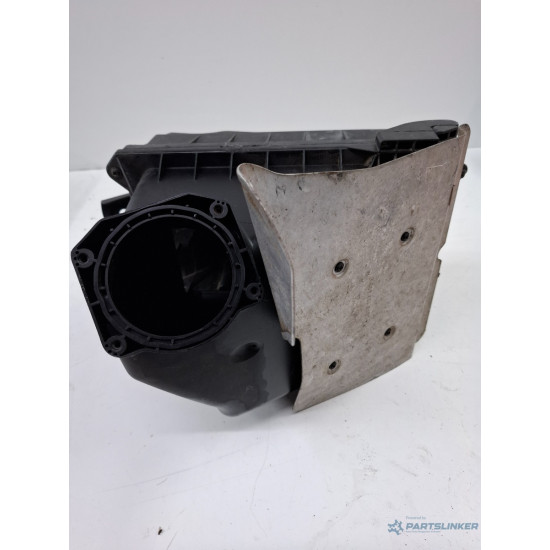 Carcasa filtru de aer AUDI A4 II 8E2, B6 2000 - 2005 2.0 ALT 06C133843