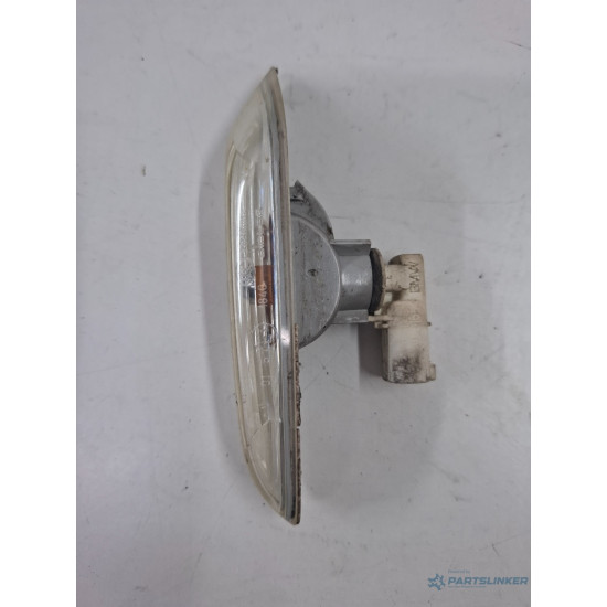 Lampa de semnalizare aripa fata BMW 1 E87 2003 - 2013 118 d N47 D20 A, N47 D20 C