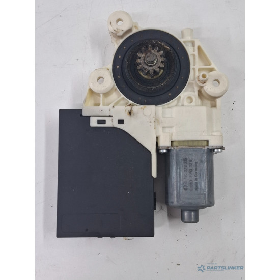 Motoras regulator geam portiera fata dreapta fata FORD FOCUS II DA_, HCP, DP 2004 - 2013 TDCi G8DA, G8DB, G8DD, G8DE, G8DF