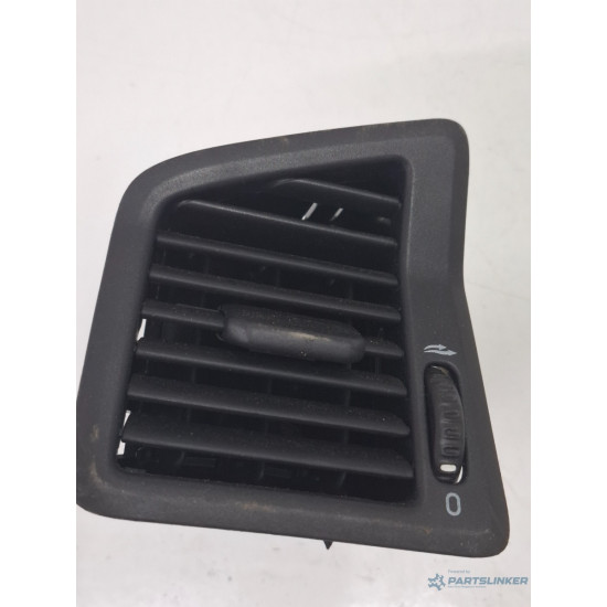 Grila de ventilatie bord centrala stanga VOLVO S60 I 384 2000 - 2010