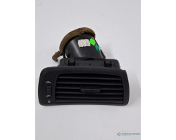 Cadru grila de ventilatie panou de bord VOLVO S60 I 384 2000 - 2010 D5 D 5244 T 3409375