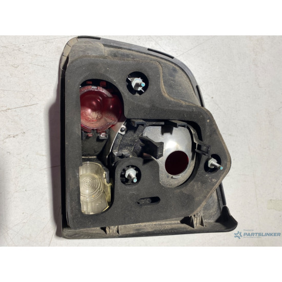 Lampa spate / Stop dreapta VOLKSWAGEN TOUAREG 7LA, 7L6, 7L7 2002 - 2013 V6 TDI BKS, CATA 7L6945094T 7L6945094T