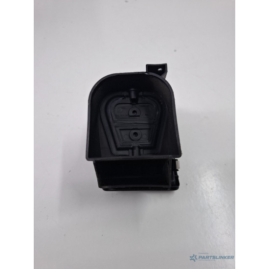 Grila de ventilatie laterala panou de bord stanga fata VOLKSWAGEN TOUAREG 7LA, 7L6, 7L7 2002 - 2013 V6 TDI BKS, CATA 7L6819704M