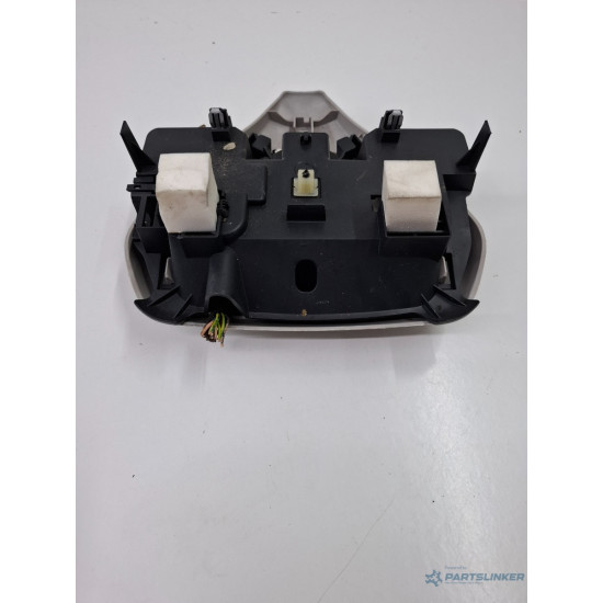 Plafoniera CITROËN C4 Grand Picasso I UA_ 2006 - 2013 HDi 9HY (DV6TED4), 9HZ (DV6TED4)