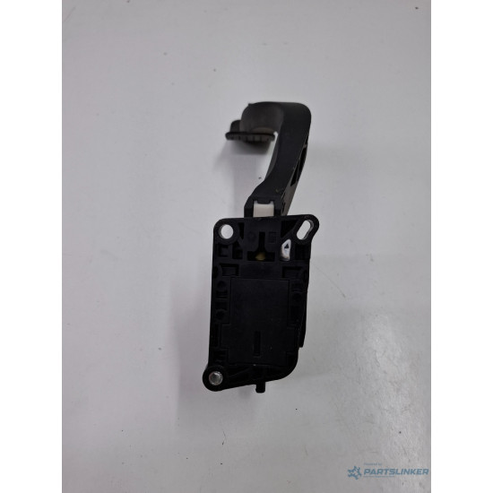 Pedala de acceleratie CITROËN C4 Grand Picasso I UA_ 2006 - 2013 HDi 9HY (DV6TED4), 9HZ (DV6TED4) BOSCH 9681990080