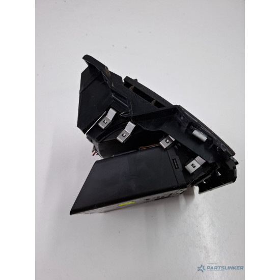 Grila de ventilatie spate VOLKSWAGEN TOUAREG 7LA, 7L6, 7L7 2002 - 2013 V6 TDI BKS, CATA 7l6819203