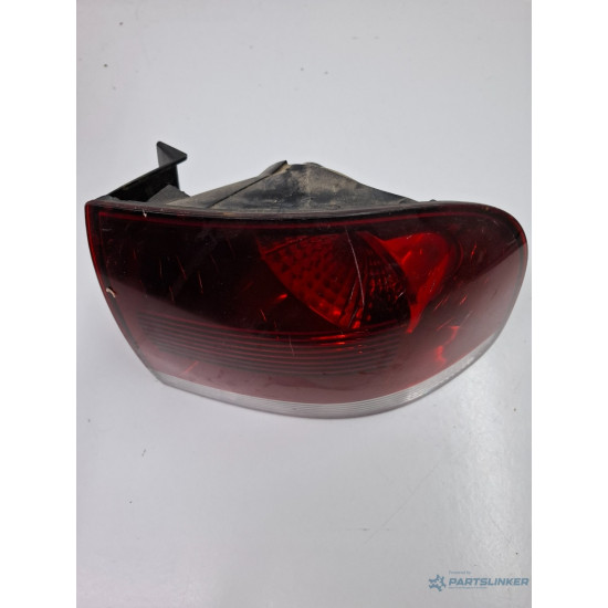 Lampa spate / Stop dreapta spate VOLKSWAGEN TOUAREG 7LA, 7L6, 7L7 2002 - 2013 V6 TDI BKS, CATA 7l6945096