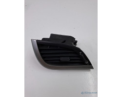 Grila de ventilatie laterala panou de bord stanga fata PEUGEOT 207 SW WK_ 2007 - 2012 1.6 HDi 9HZ (DV6TED4) 9650088577