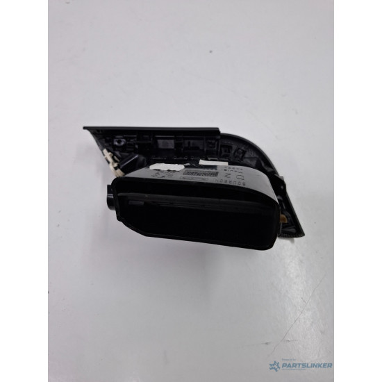 Grila de ventilatie laterala panou de bord PEUGEOT 207 SW WK_ 2007 - 2012 1.6 HDi 9HZ (DV6TED4) 9650088477
