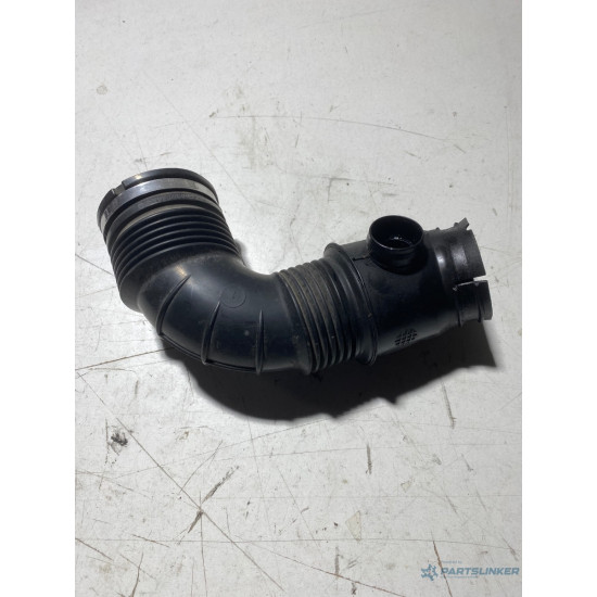 Furtun admisie aer OPEL INSIGNIA Estate G09 2008 - 2017 CDTI A 20 DTE 329788454
