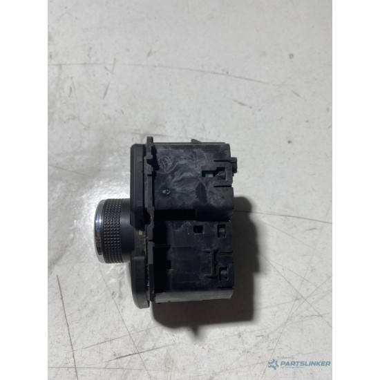 Consola multimedia sistem infotainment OPEL INSIGNIA Estate G09 2008 - 2017 CDTI A 20 DTE 13310070