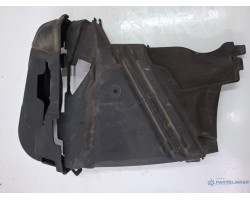 Capac motor (ornament) RENAULT CLIO II BB0/1/2_, CB0/1/2_ 1998 - >, RENAULT SCENIC II JM0/1_ 2003 - >, RENAULT LOGAN I LS_ 2004 - > 1.5 dCi K9K 792 8200653638