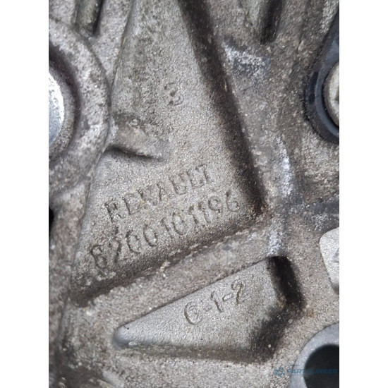 Suport tampon motor RENAULT MEGANE II Saloon LM0/1_ 2003 - >, RENAULT CLIO II Box SB0/1/2_ 1998 - >, RENAULT TWINGO I C06_ 1993 - 2012, RENAULT LOGAN I LS_ 2004 - > 1.5 dCi K9K 796 8200101196