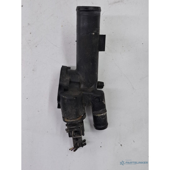 Carcasa termostat RENAULT MEGANE II Saloon LM0/1_ 2003 - >, RENAULT SCENIC II JM0/1_ 2003 - >, RENAULT CLIO II BB0/1/2_, CB0/1/2_ 1998 - >, RENAULT LOGAN I LS_ 2004 - > 1.5 dCi K9K 796 374994