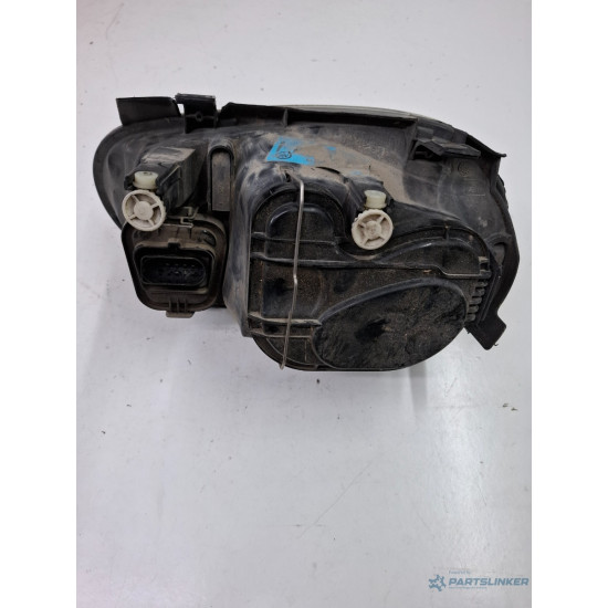 Far dreapta VOLKSWAGEN GOLF IV Variant 1J5 1999 - 2006 67742025